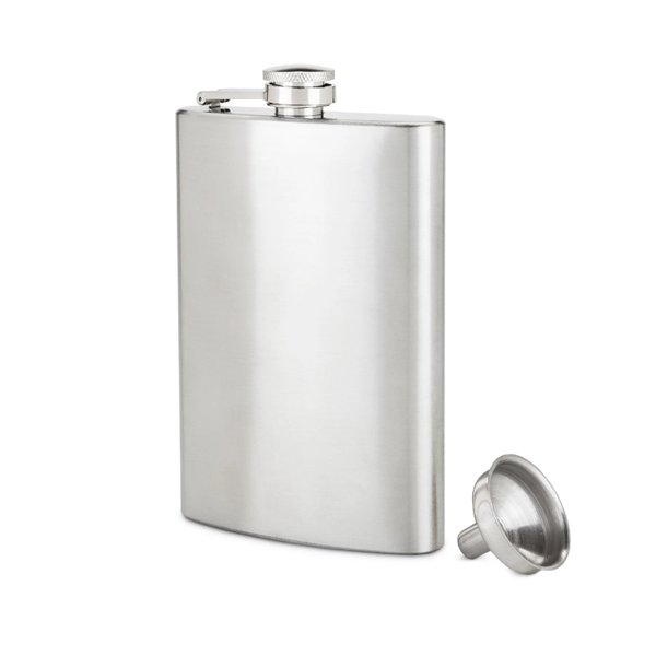 The Cigar Lover Gift box featuring a black magnetic gift box, cigar case, silver flask and kosher spiced nuts