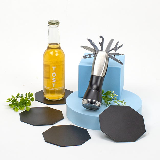 The Gentleman's Gear Gift Box, Survival Tool with flashlight, TOST drink
